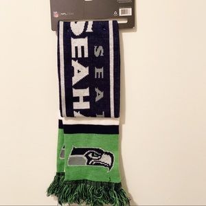 NWT  Seattle Seahawks NFL scarf
